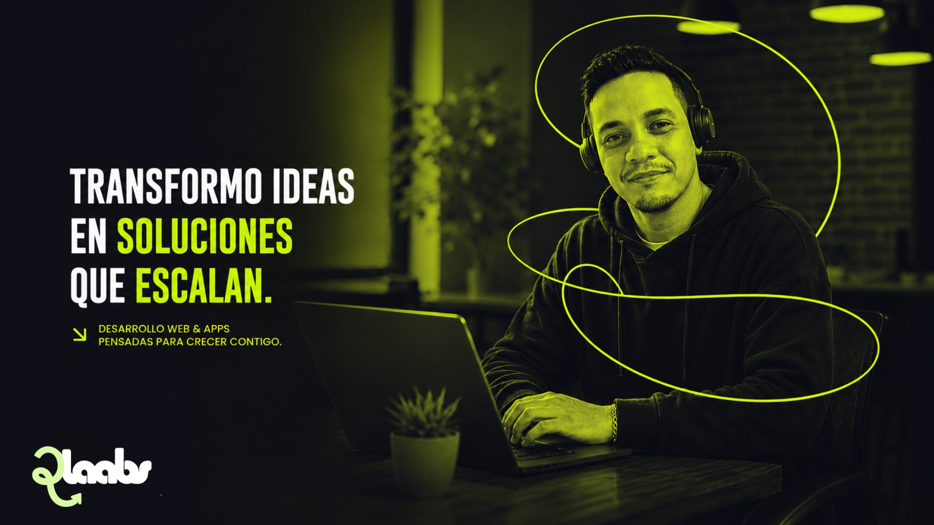 Pieza para redes de 2laabs: «Transformo ideas en soluciones que escalan» con retrato en duotono lima